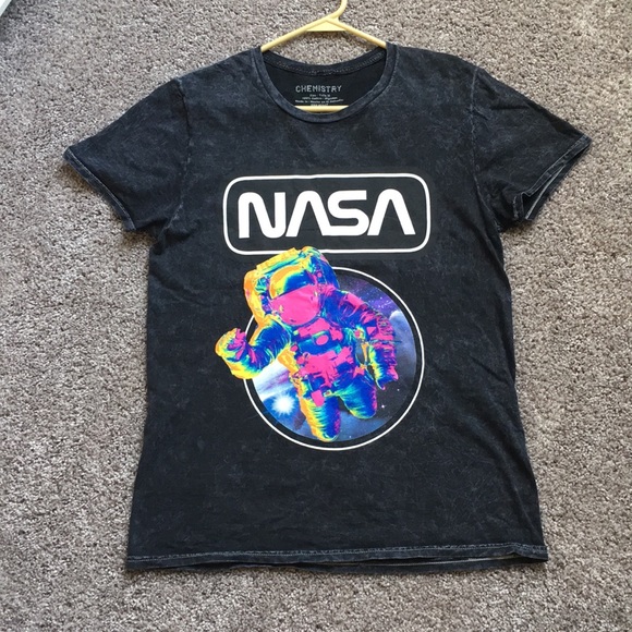Unisex “NASA” Graphic Tee Size Medium - Picture 2 of 4